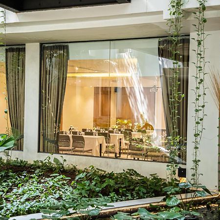 Baitong Hotel&Resort Phnom Penh Luaran gambar